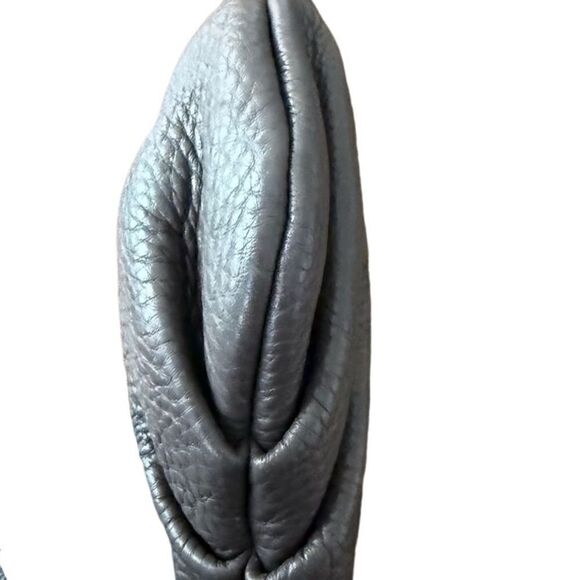 Marc Jacobs Classic Q Percy Leather Crossbody Bag Grey Gold - Picture 7 of 11